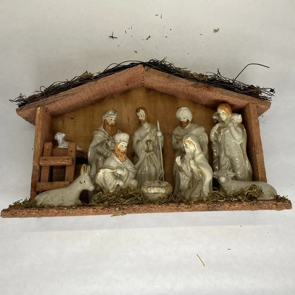 Nativity Set Porcelain Fixed Figures Wooden Creche C7699 In Box Appx 12